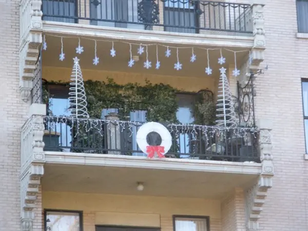 Natal: Dicas de como decorar a varanda do seu apartamento Natal: Dicas de como decorar a varanda do seu apartamento