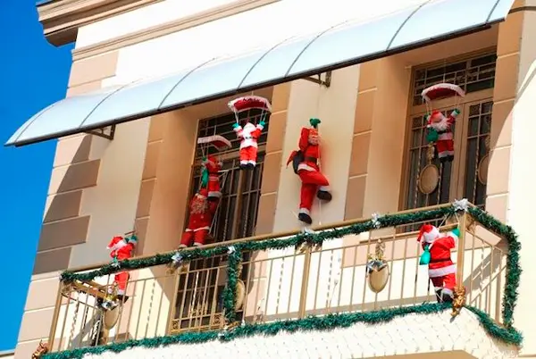 Natal: Dicas de como decorar a varanda do seu apartamento